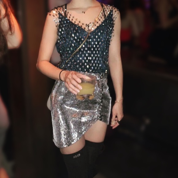 Sequins party miniskirts - Picture 2 of 8